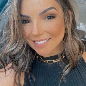 Meet your Posher, Letícia